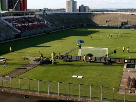 Estádio vazio 450